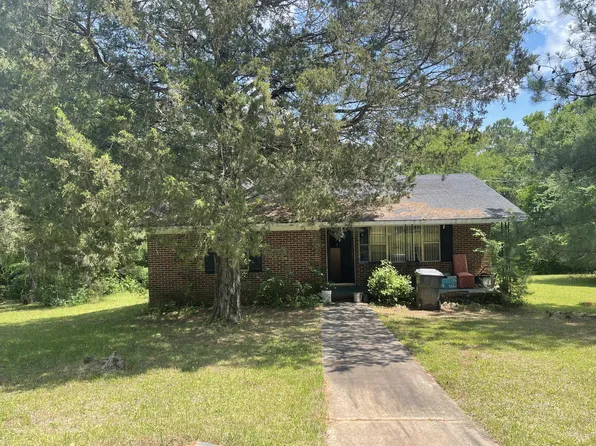 1382 Graball Road, Tignall, GA