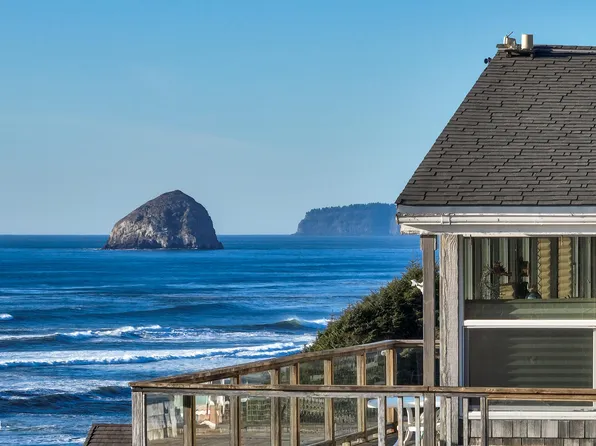 42179 Sundown Way, Cloverdale, OR 97112