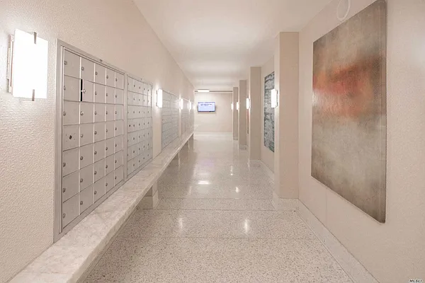 Sold by Benjamin Realty Since 1980 | media 25