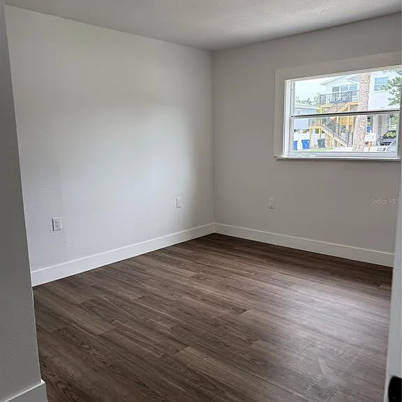 1819 Shore Acres Blvd NE — Photo 15