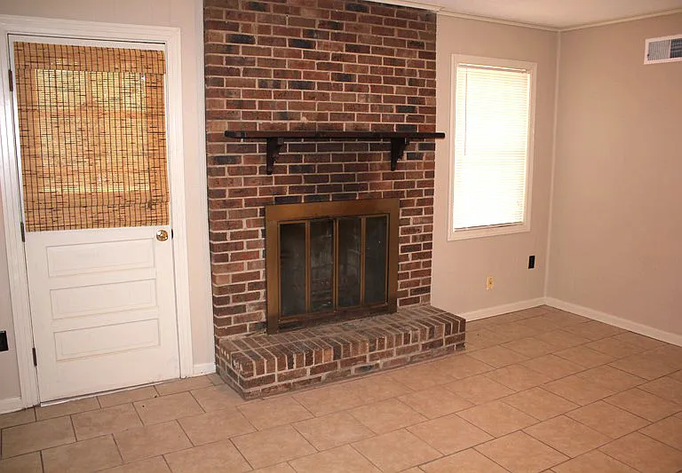 3729 Village Oak Cv — Photo 5