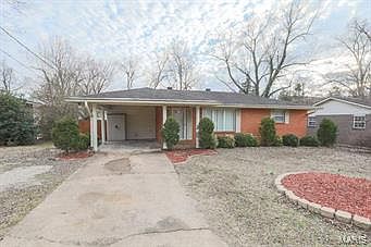2nd image of 830 Oakhill Rd