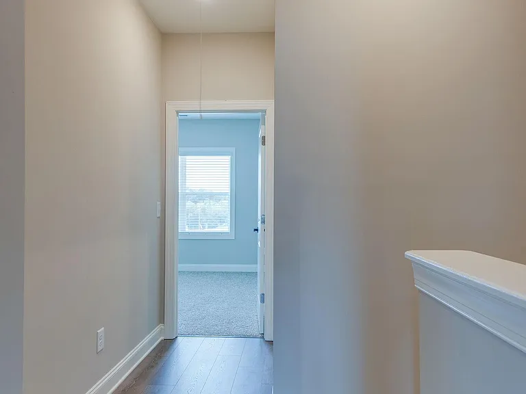 410 Portsdale Dr — Photo 18