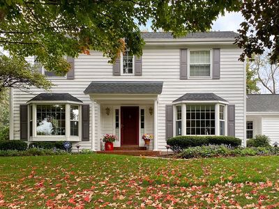 2600 W Hunter Cir, Glendale, WI, 53209