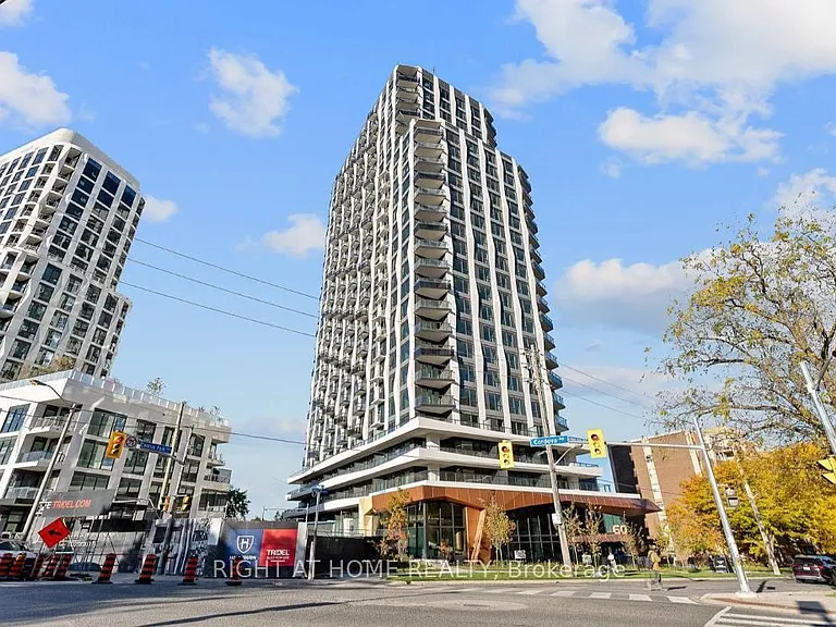 60 Central Park Dr #1707 — Photo 2