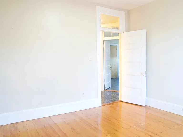 17 Burney St #3 — Photo 6