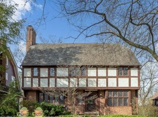 3112 Woodbury Rd, Shaker Heights, OH 44120
