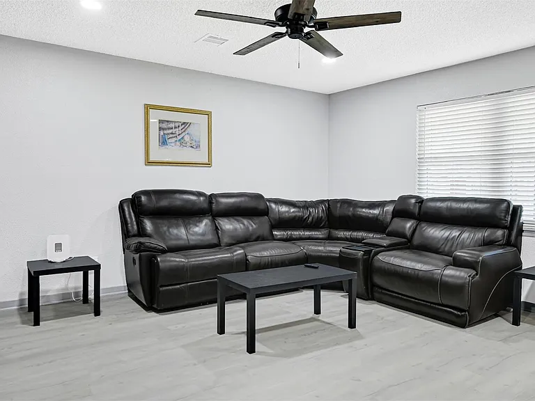 1806 Clayton Dr — Photo 34