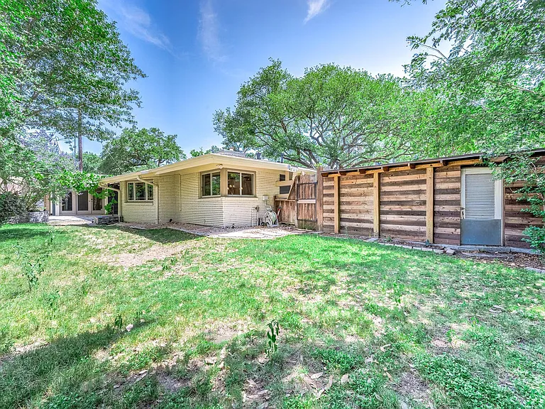 6825 Bellgreen Dr — Photo 29