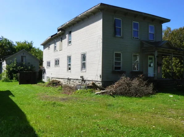 120 Grove St, Gouverneur, NY 13642