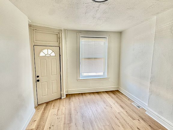 2nd image of 2909 Gravois Ave APT 1W