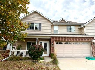 1559 Burr Dr, North Liberty, IA 52317