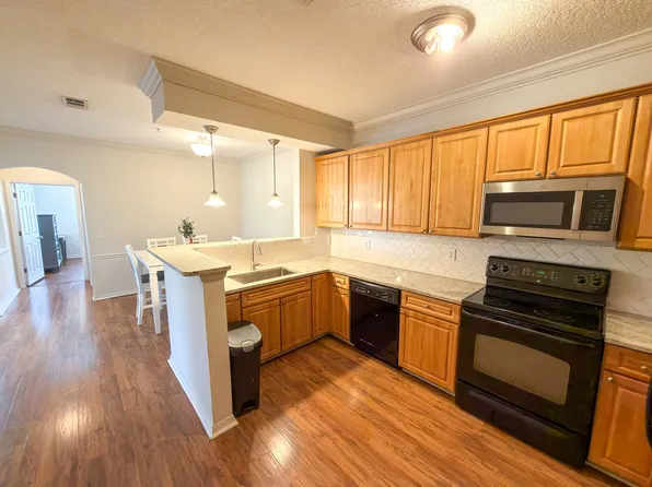 1257 SW 9th Rd APT 206, Gainesville, FL 32601