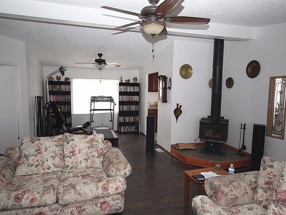 4th image of 5381 South St