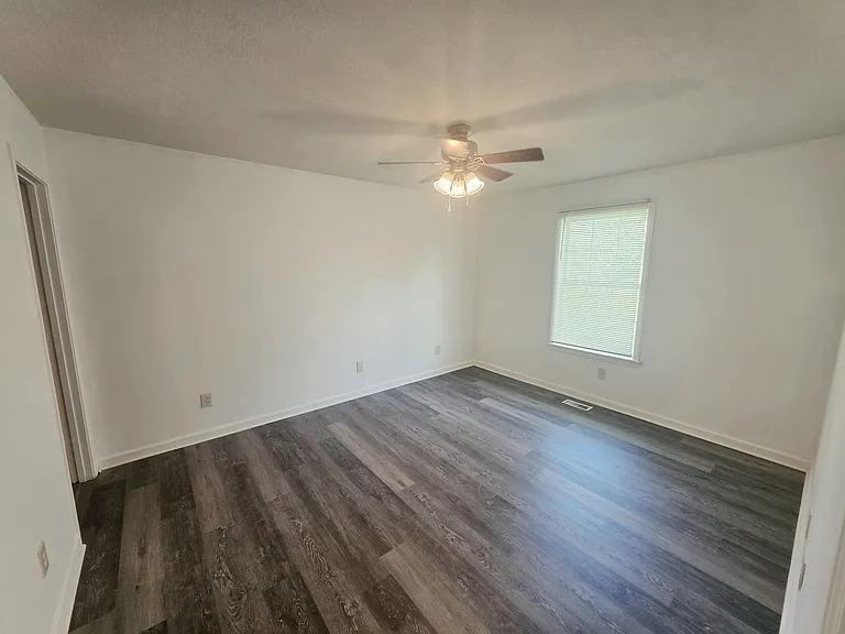 2347 Feedmill Rd — Photo 10
