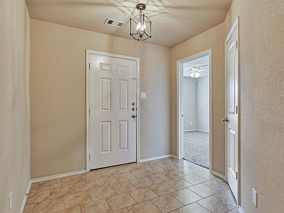 4th image of 23254 Gallanda Dr