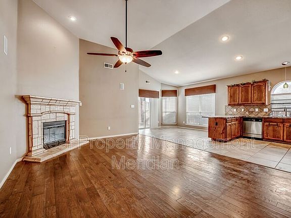 5th image of 2104 Carlotta Dr