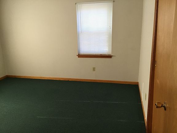 5th image of 103 Kelly Ct APT 1