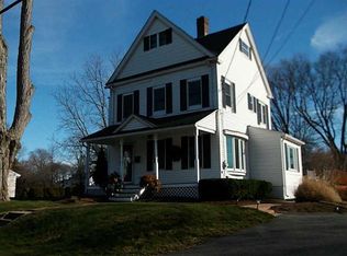26 Pound Hill Rd, North Smithfield, RI 02896