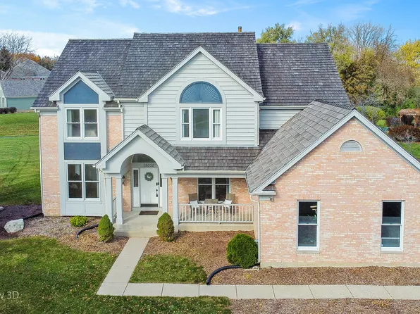 36556 N Mill Creek Dr, Gurnee, IL 60031