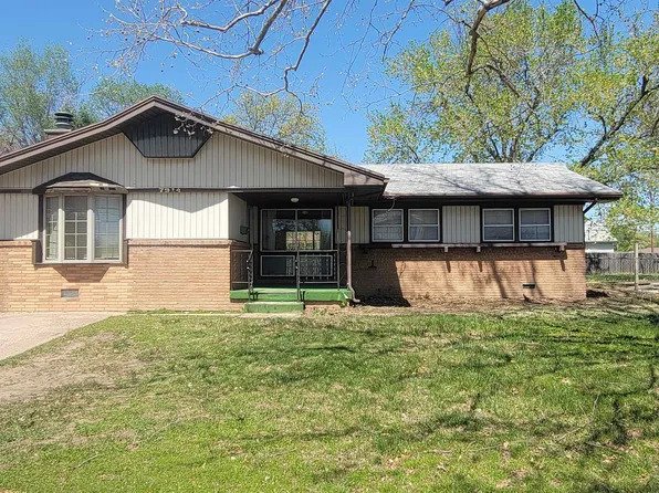7914 E Lincoln St, Wichita, KS 67207