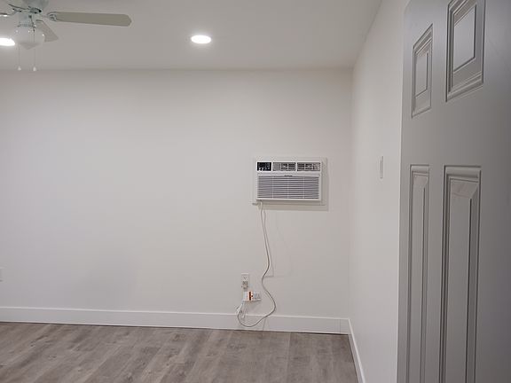 3rd image of 810 Maryland Ave
