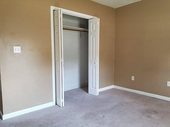 5th image of 1101 Midway Ct #B