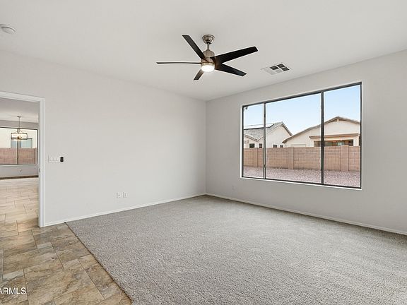 3rd image of 1523 E VIOLA Drive