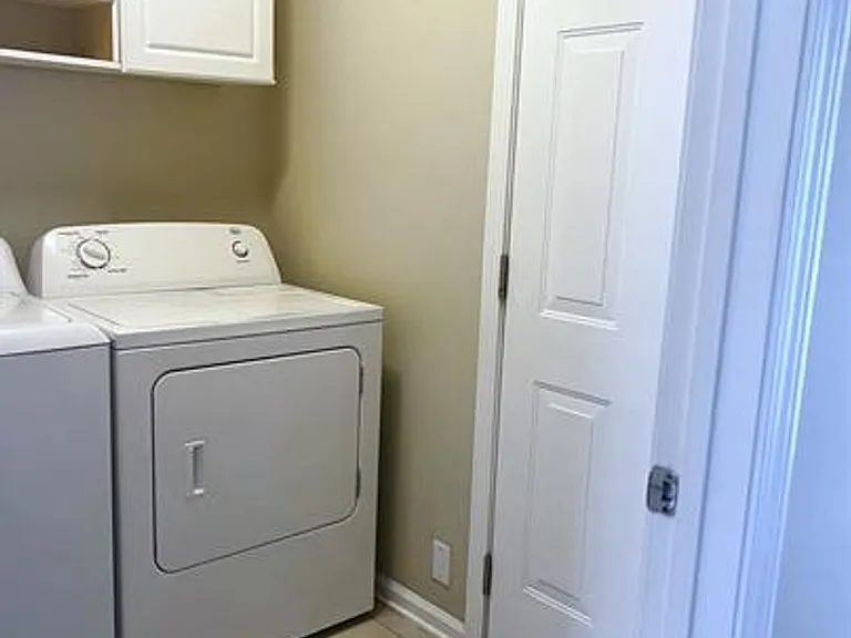 145 Pickett Creek Ln — Photo 15