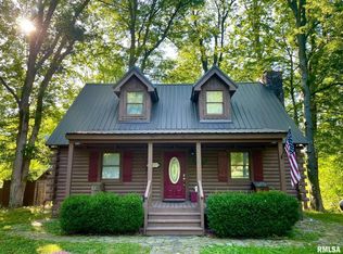 3260 Turtle Point Dr, Metropolis, IL 62960