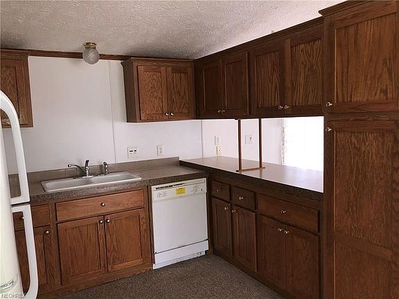 4th image of 1282 S Lincoln Ave Unit B