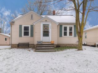 549 W 22nd St, Holland, MI