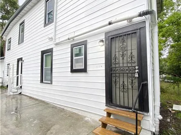 1611 1/2 E Henry St #B, Savannah, GA 31404