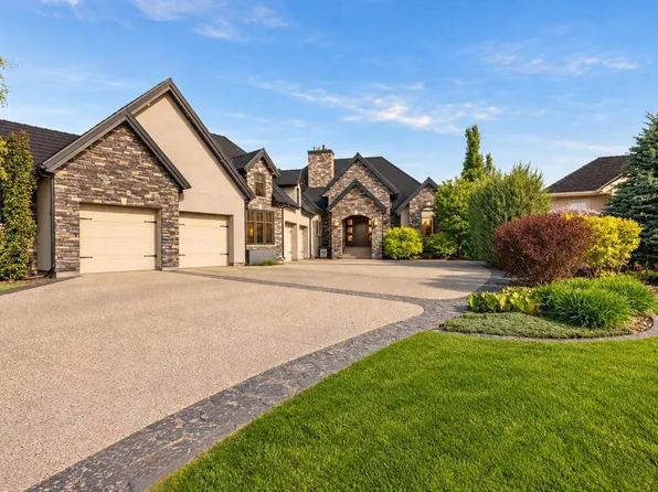 2012 SE 63rd Ave, Lloydminster, AB T9V 3K2