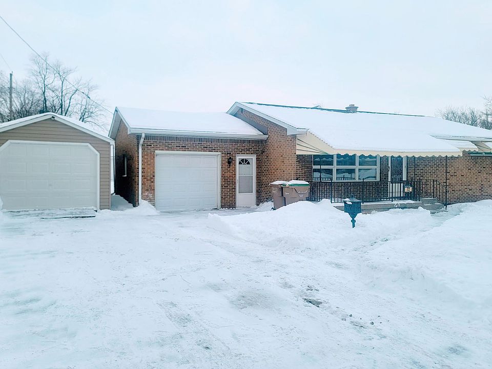 1st image of 72 Kemp Ave