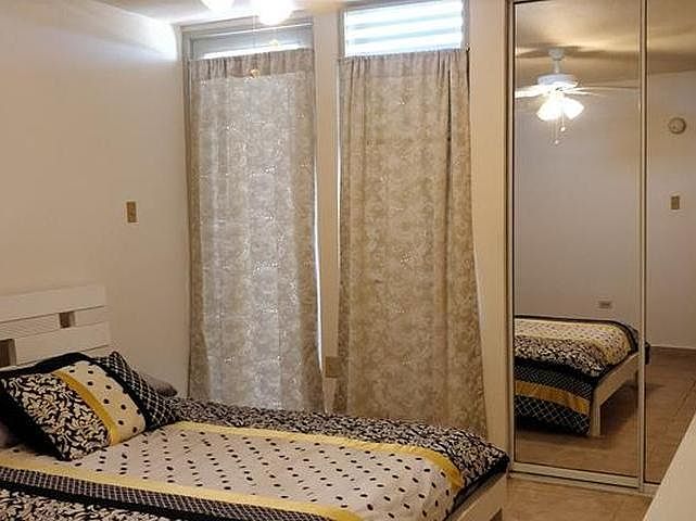 2nd image of 1 Callejon Velez 309