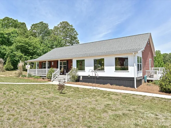 3556 Walling Dr #2, Newton, NC 28658