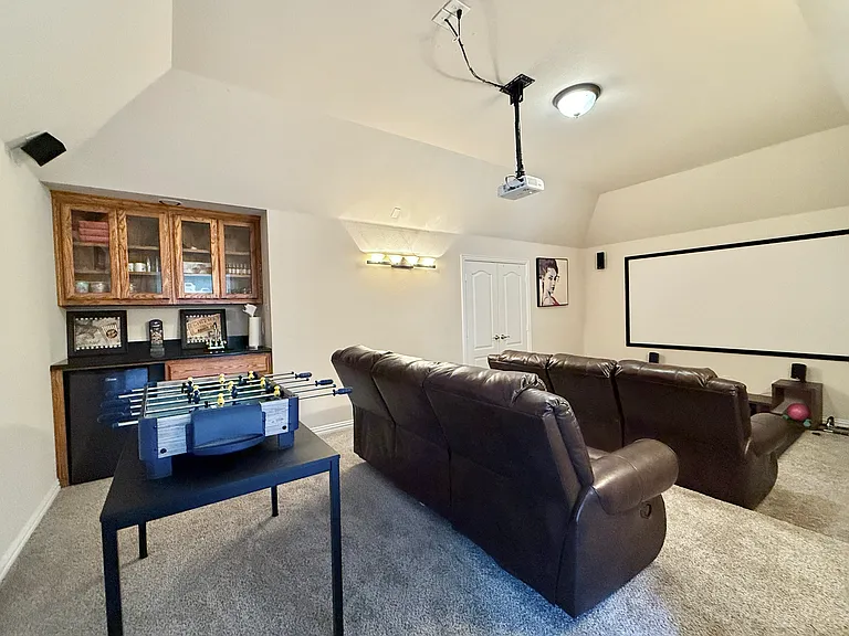 7430 Hidden Cove Ln — Photo 33