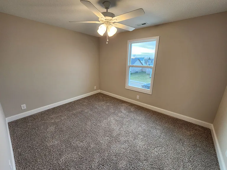 219 Donegal Dr — Photo 26