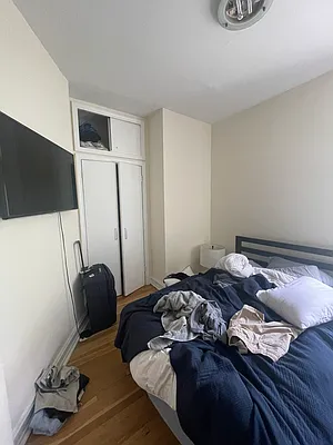 Rented by Smart City Real Estate LLC | media 12