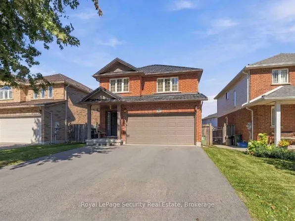 785 10th Ave, Hamilton, ON L8T 2G4