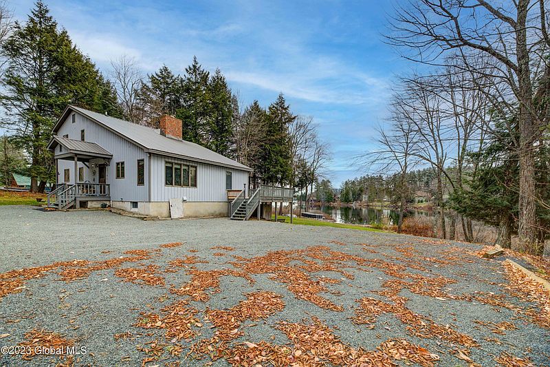 2nd image of 110 Hemlock Drive