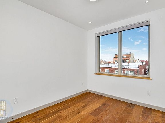 5th image of 675 E 32nd St #6A
