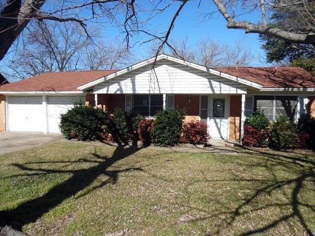 1st image of 713 Alsue St