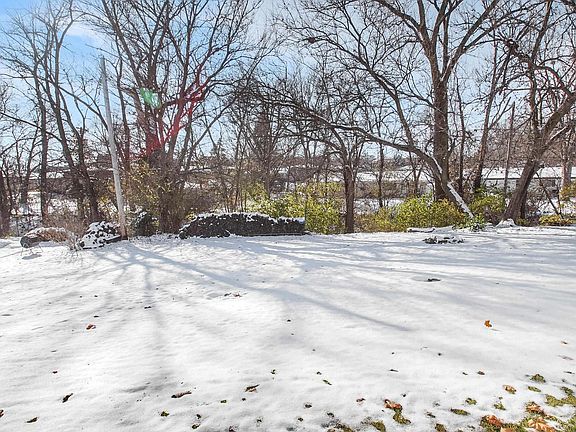 5th image of 4943 N Mansfield Dr