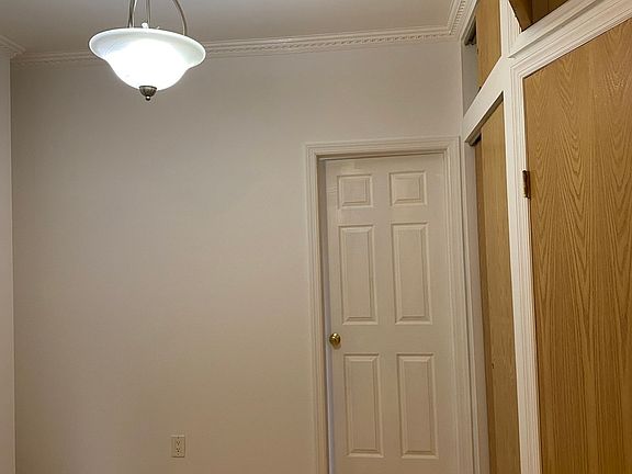 3rd image of 423 E 73rd St #4D