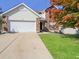 2075 Shetland Path, High Ridge, MO 63049