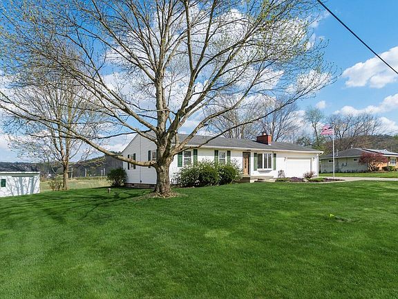 5th image of 176 New Home Dr