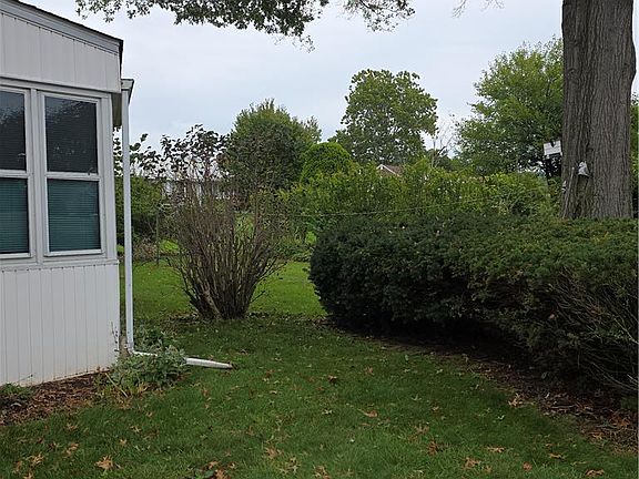 5th image of 668 W Berger St