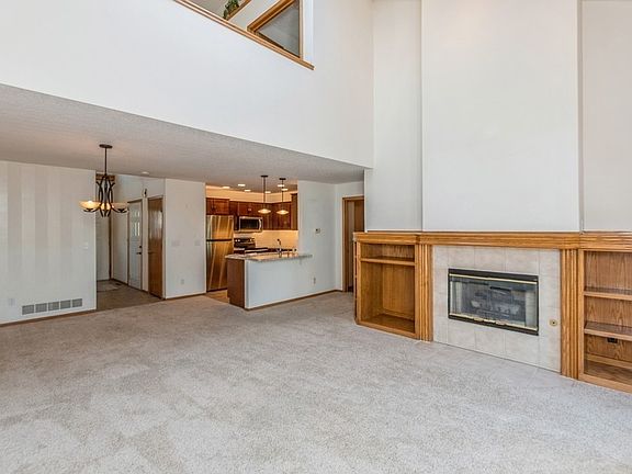 4th image of 2822 NW North Creek Cir